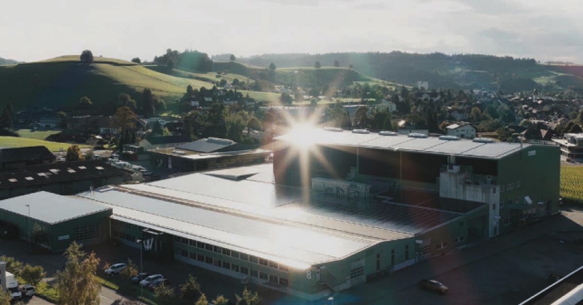 Combinazione efficiente dal punto di vista energetico tra impianto fotovoltaico e accumulatore a batteria.