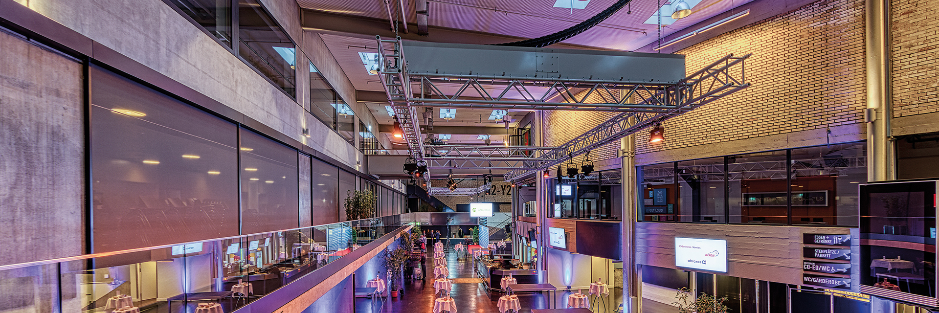 titel-foyer-hallenstadion-zuerich-1920x640.jpg